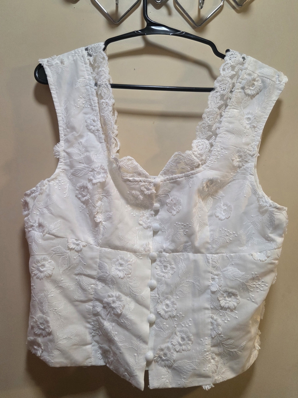 SHEIN White Floral Lace Button-Front Camisole Top